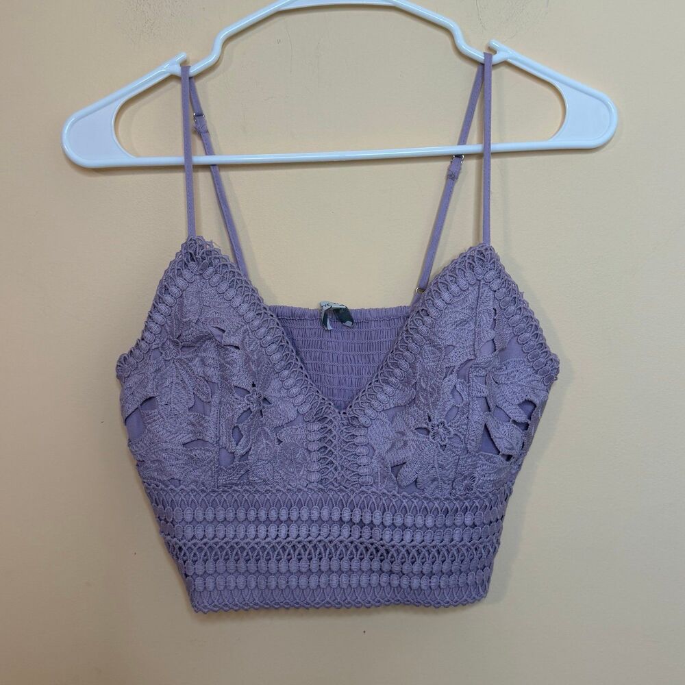 Love tree size medium purple floral lace crochet crop top